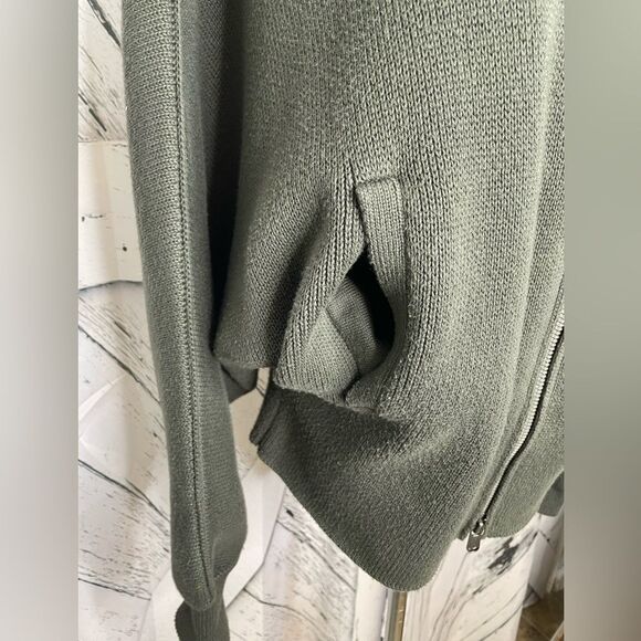 Athleta Aurora Dolman Full Zip Sweater Gray/Green M - Picture 9 of 9